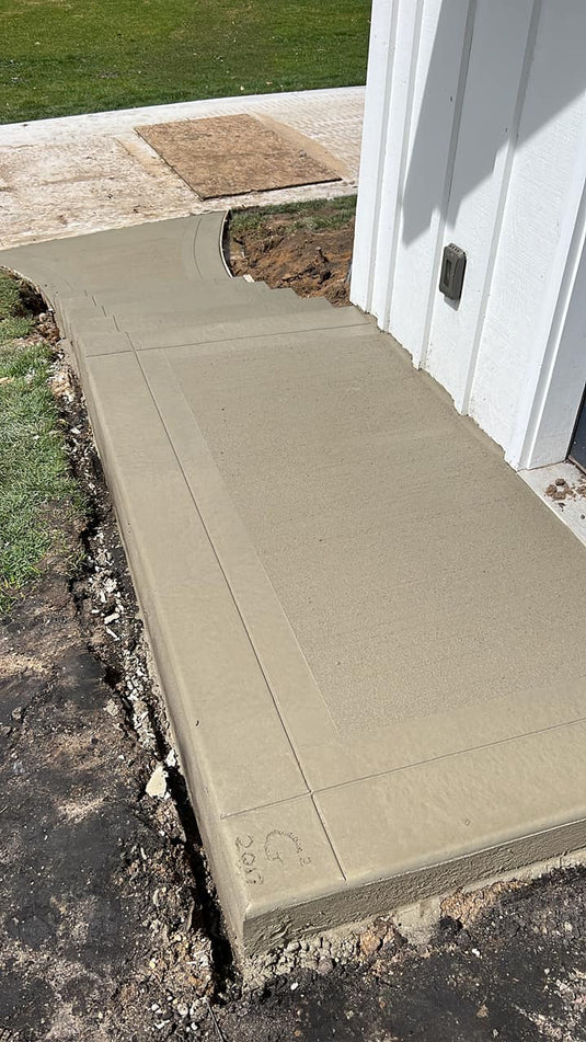 Sidewalks & Walkways